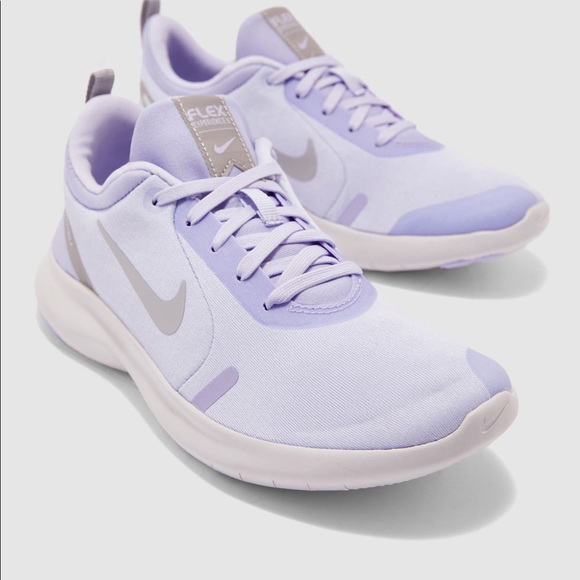 NWT Nike Women’s Flex Experience RN 8 Shoes
